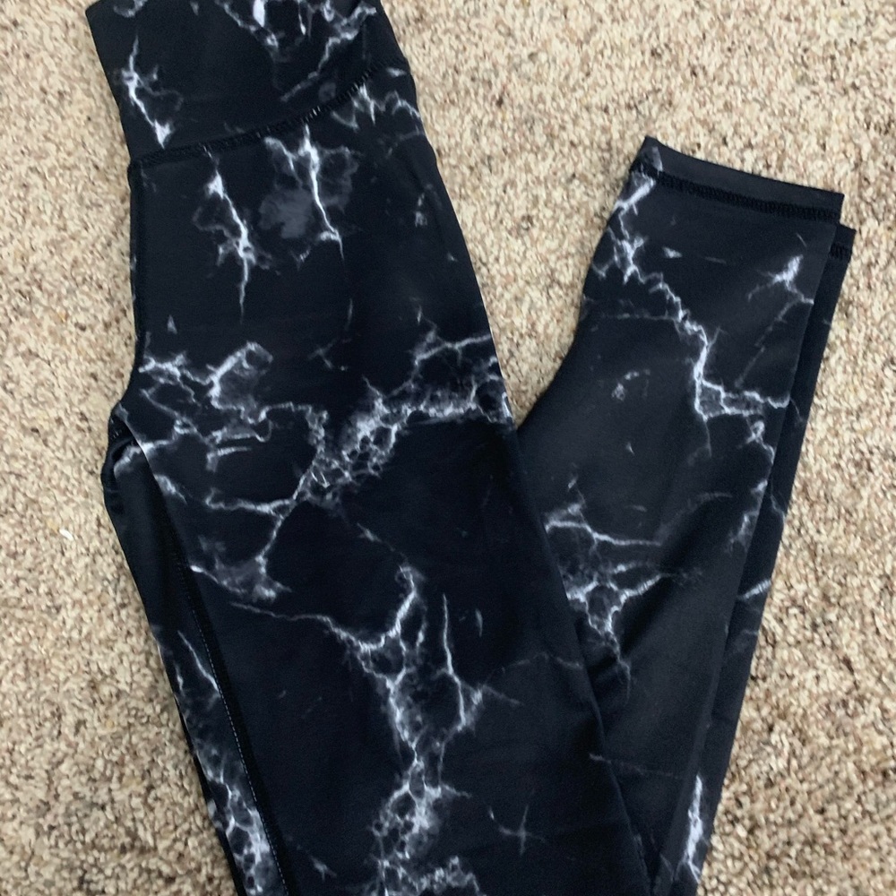 ECHT leggings scrunch bum